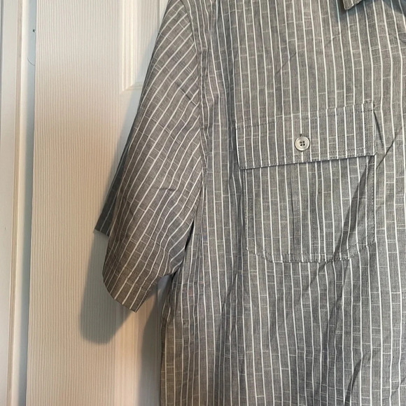 O’Neill mens gray and silver button down shirt size XL - Picture 4 of 7
